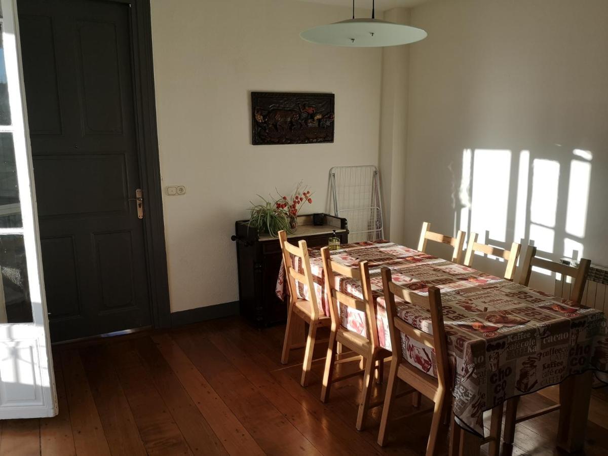 Hostal Del Arquitecto Витория-Гастейс Екстериор снимка