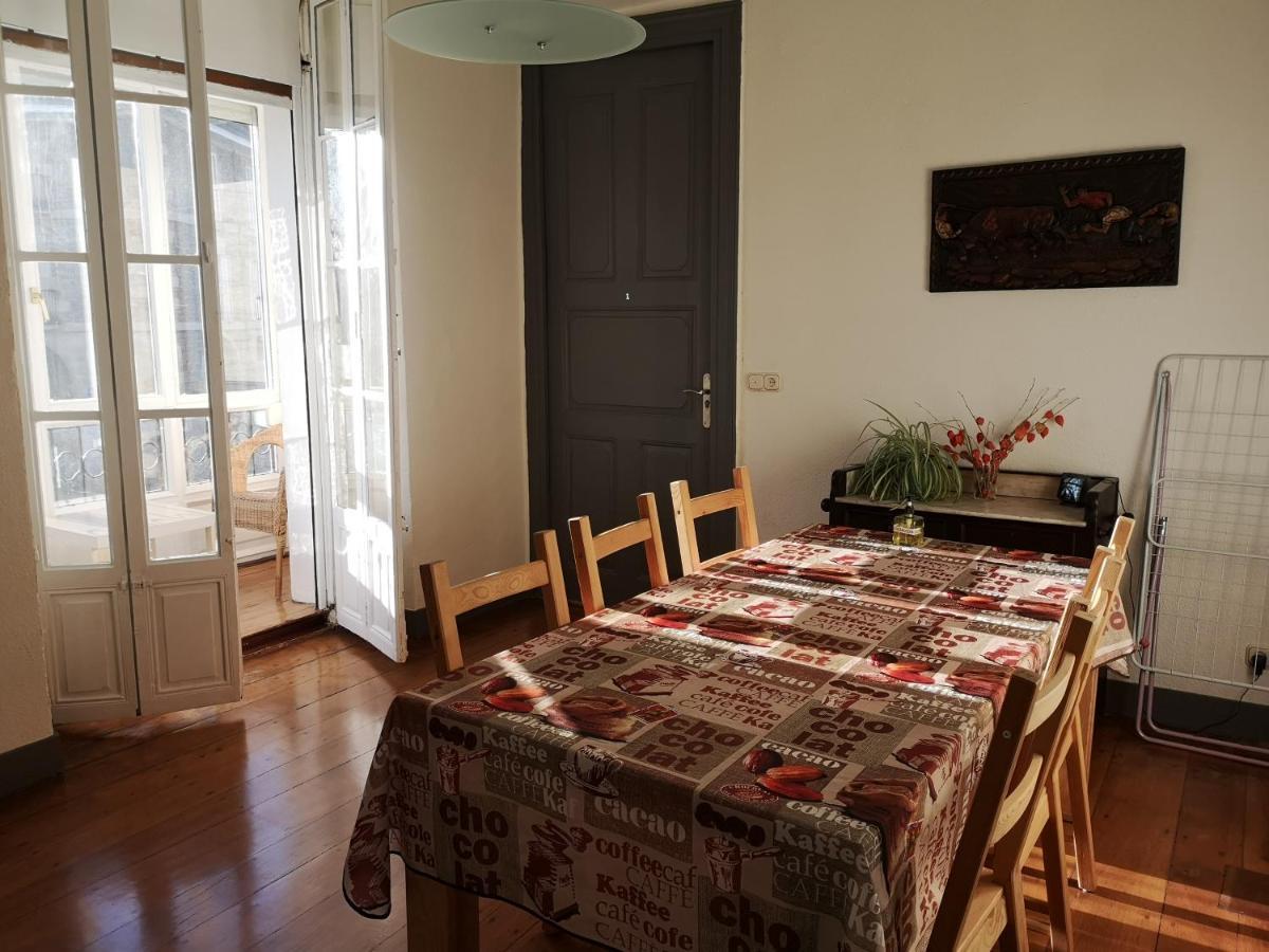 Hostal Del Arquitecto Витория-Гастейс Екстериор снимка